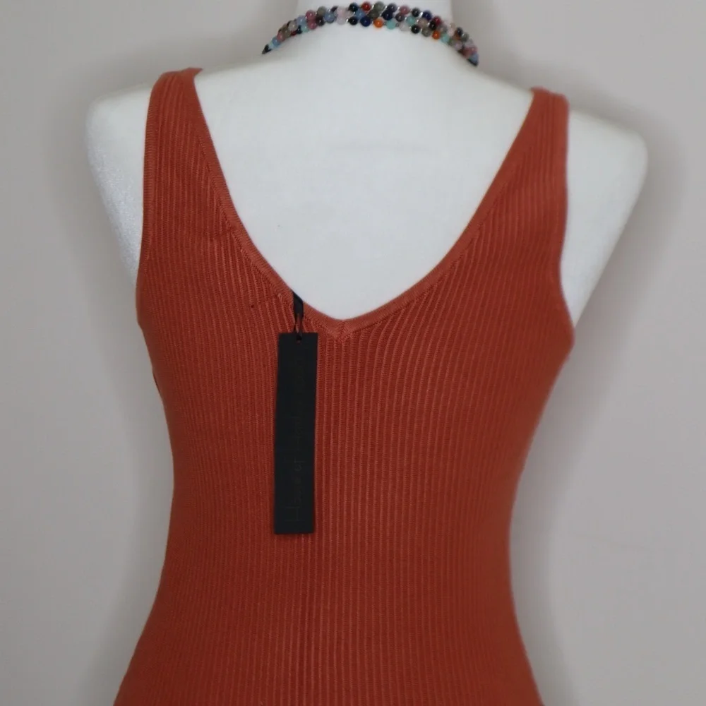 House of Harlow 1960 nwt house